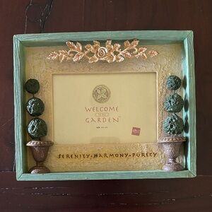 Decorative Green and Brown Picture Frame 3 1/2x5”